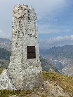 Tyndall-Denkmal auf Belalp. (Quelle: Wikipedia.)